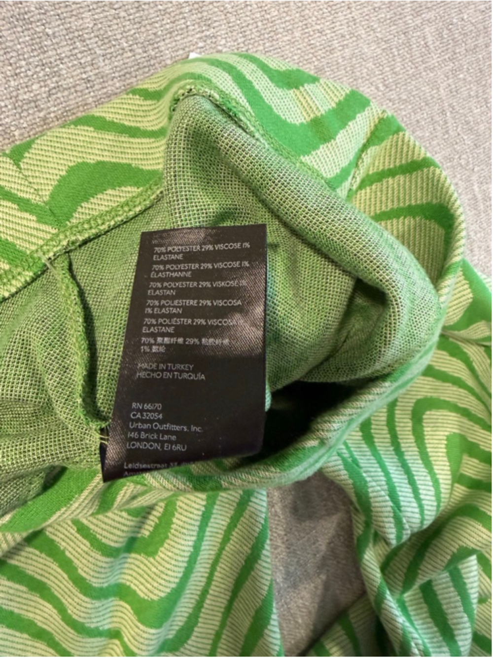 Urban Outfitters High waisted flared green groovy 70s
pants women’s size small - Picture 6 of 12